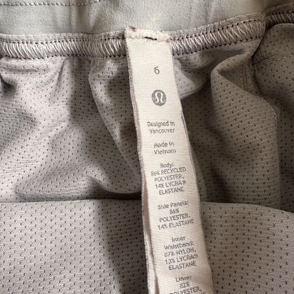 Lululemon Hotty Hot Shorts 4" Paint Glide Green Warp Multi/Chrome Running Gym 6 - Picture 4 of 7